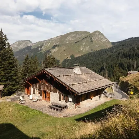 Le Ruisseau, Lindarets, Authentique, 11 Personnes Chalet *