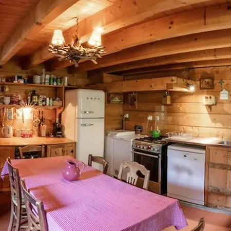 Le Ruisseau, Lindarets, Authentique, 11 Personnes Chalet Montriond