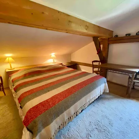 Le Ruisseau, Lindarets, Authentique, 11 Personnes Chalet *